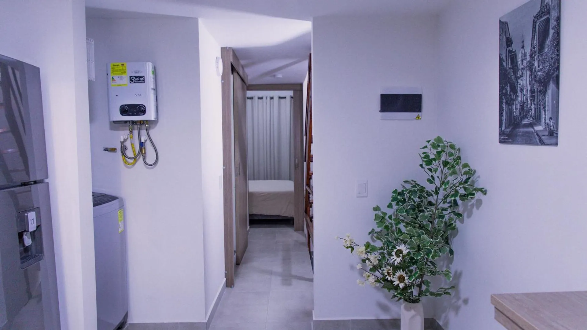 Apartamentos Con Vista Boscosa Y Parking En Buenos Aires, Medellin 0*,  Colombia