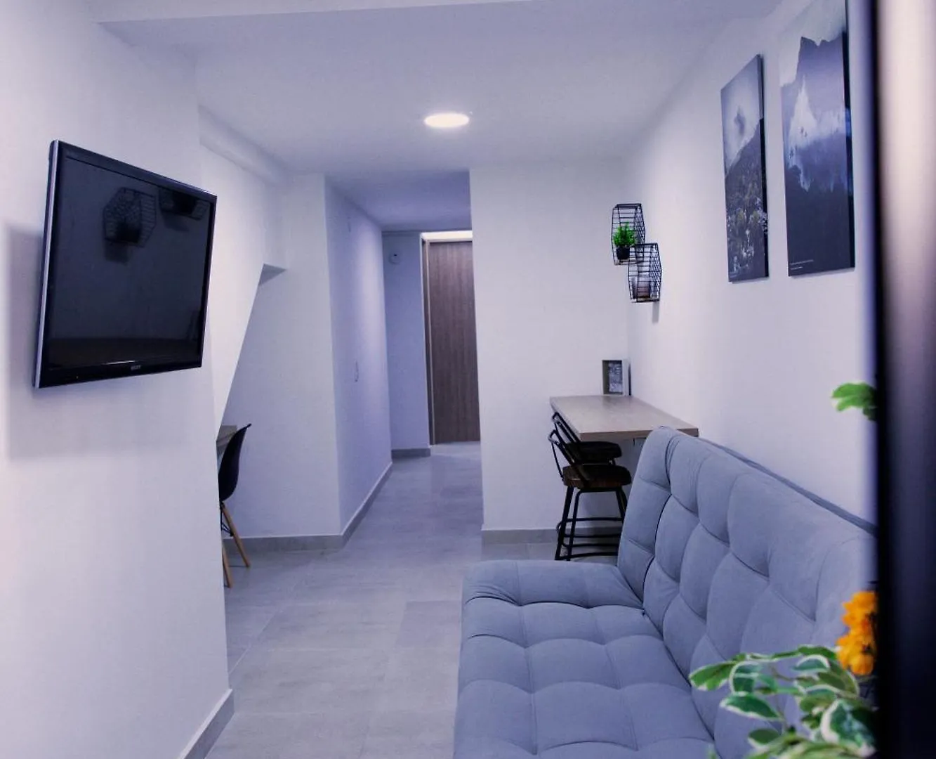 Apartamentos Con Vista Boscosa Y Parking En Buenos Aires, メデジン