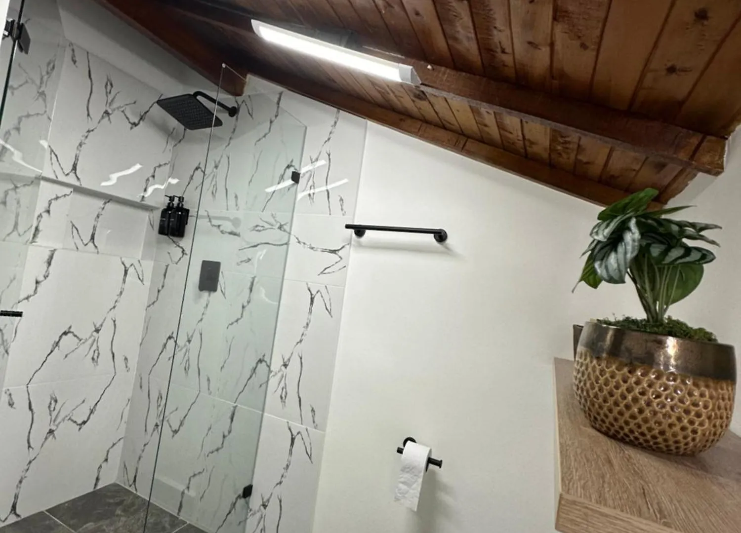 Apartamentos Con Vista Boscosa Y Parking En Buenos Aires, メデジン 0*,
