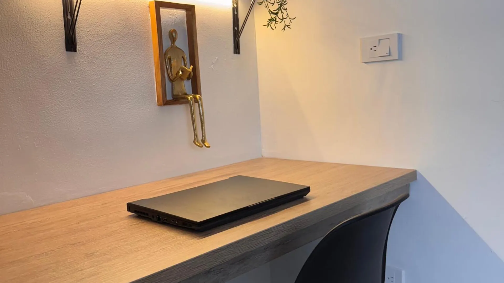 Apartamentos Con Vista Boscosa Y Parking En Buenos Aires, メデジン アパート